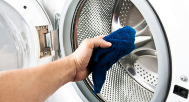 How to overcome mold in a washing machine?