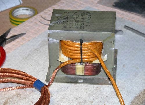 Comment vérifier le bon fonctionnement du transformateur du four à micro-ondes - méthodes de vérification sûres