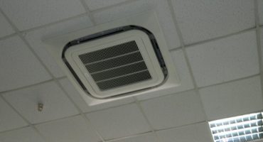 Cassette-type air conditioner - features, advantages and disadvantages