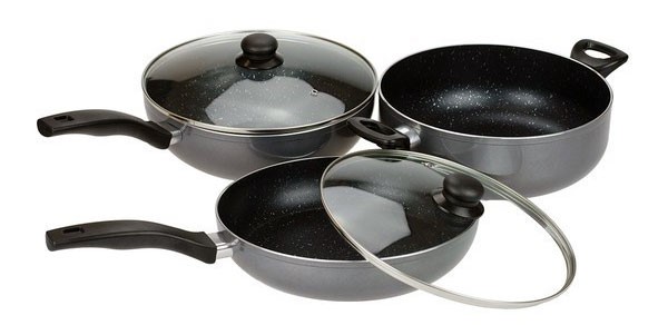 Frying pan without oil: a list of dishes with different coatings for cooking dishes without oil