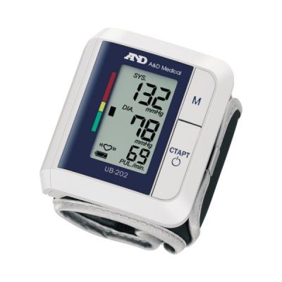 Which tonometer is better to choose after 50? Rating of the best tonometers on the wrist for the elderly