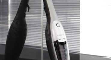 Washing vertical vacuum cleaner: model rating and selection assistance