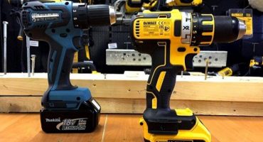 Rating of cordless budget and professional screwdrivers